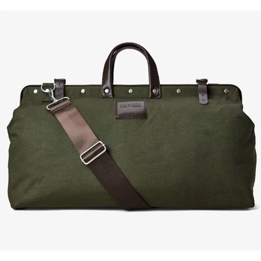 INcredible Weekender Bag! Olive Green